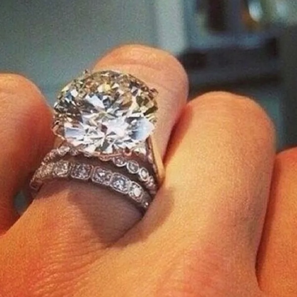 Brand New 3pc 3ct White Sapphire 925s Ring Set